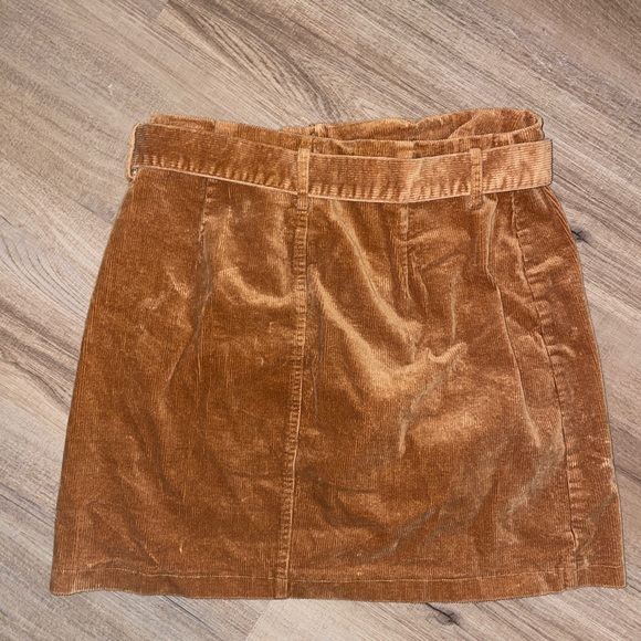 LELIS COLLECTION skirt size M - Picture 3 of 3